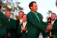 Danny-Willett-Masters-green-jacket-Jordan