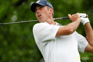 Matt-Kuchar-in-three-way