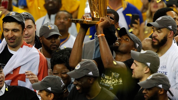 Kevin-Durant-Golden-State-Warriors-NBA-2017-Champion