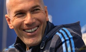 Zinedine-Zidane-Real-Madrid-squad